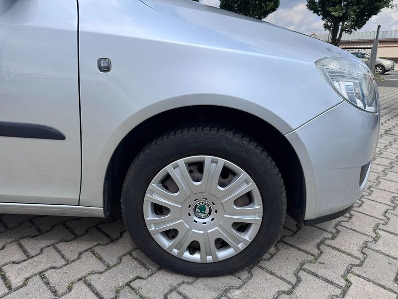 Škoda Roomster (2007) 1,6i 16V 77 KW ROZVODY STK - fotka 16 z 49