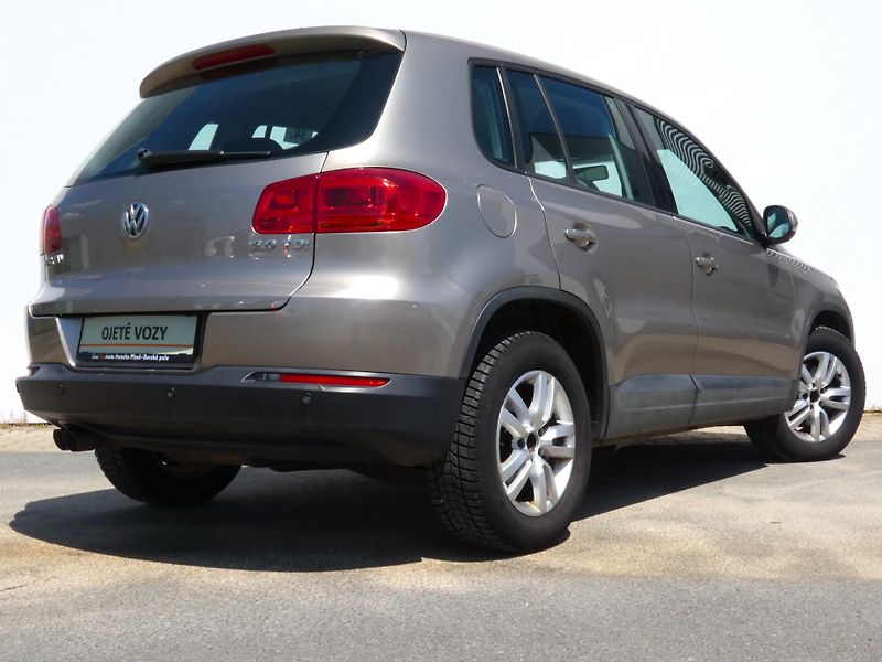 Volkswagen Tiguan (2014) 2,0 TDI BMT 103KW - fotka 10 z 29