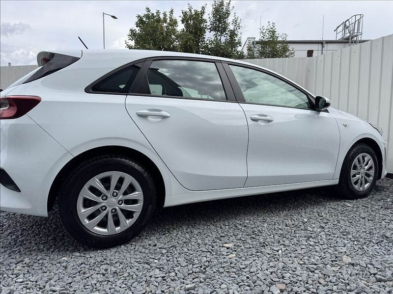 Kia Ceed 1,0 T-GDi FRESH DPH 1.maj. ČR - fotka 17 z 50
