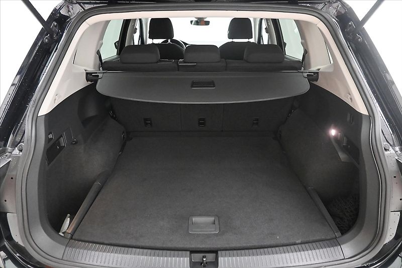 Volkswagen Tiguan Allspace 1,4 TSI 110kW Tažné Záruka až - fotka 10 z 30