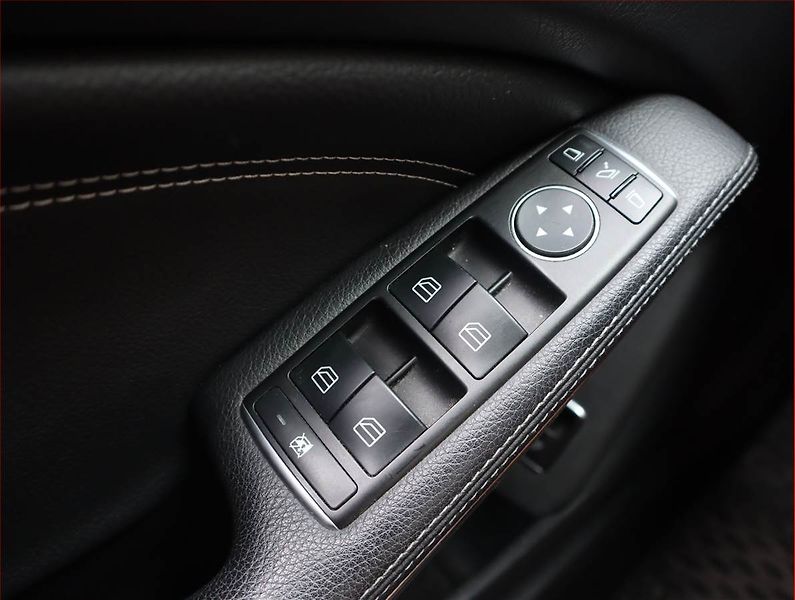 Mercedes-Benz CLA (2016) 200 CDI, Automat, Kůže, Navi - fotka 17 z 20