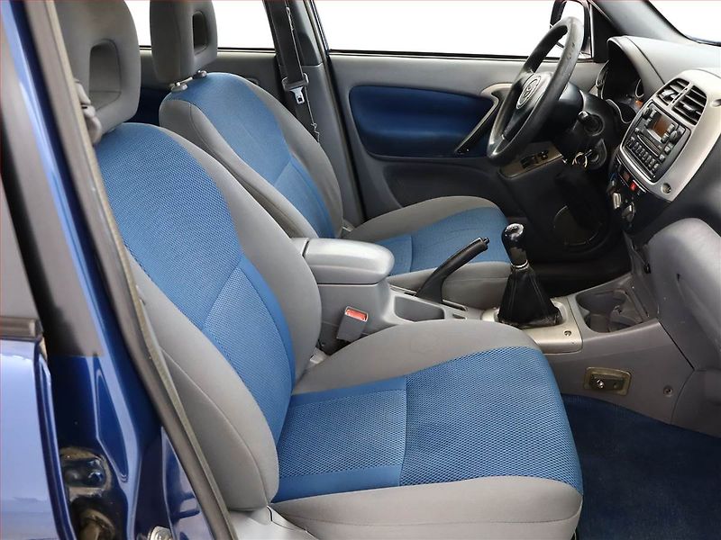 Toyota RAV4 (2003) 2.0 VVT-i , 4X4, levný provoz - fotka 7 z 12