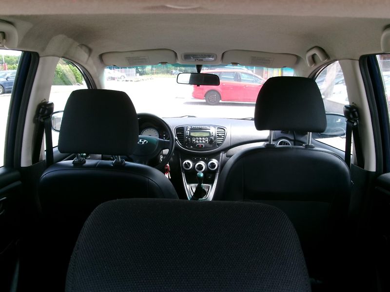 Hyundai i10 (2012) 1,1i KLIMA 1.MAJ - fotka 11 z 24
