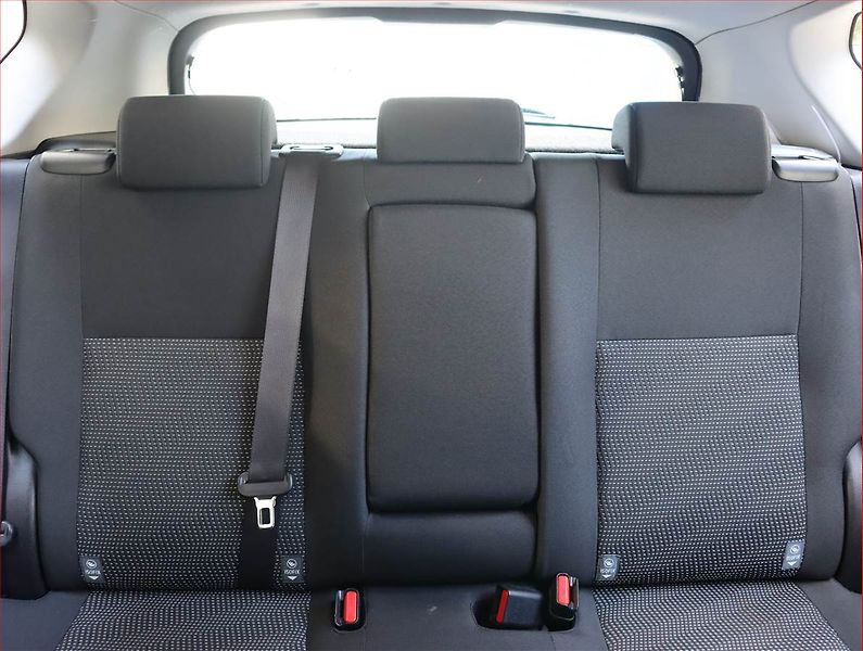 Toyota Auris (2013) 1.3 Dual VVT-i, Park. senzory - fotka 10 z 15
