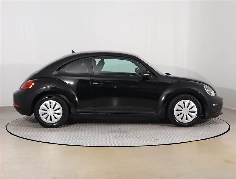 Volkswagen Beetle (2016) 1.2 TSI, Park. senzory - fotka 6 z 12