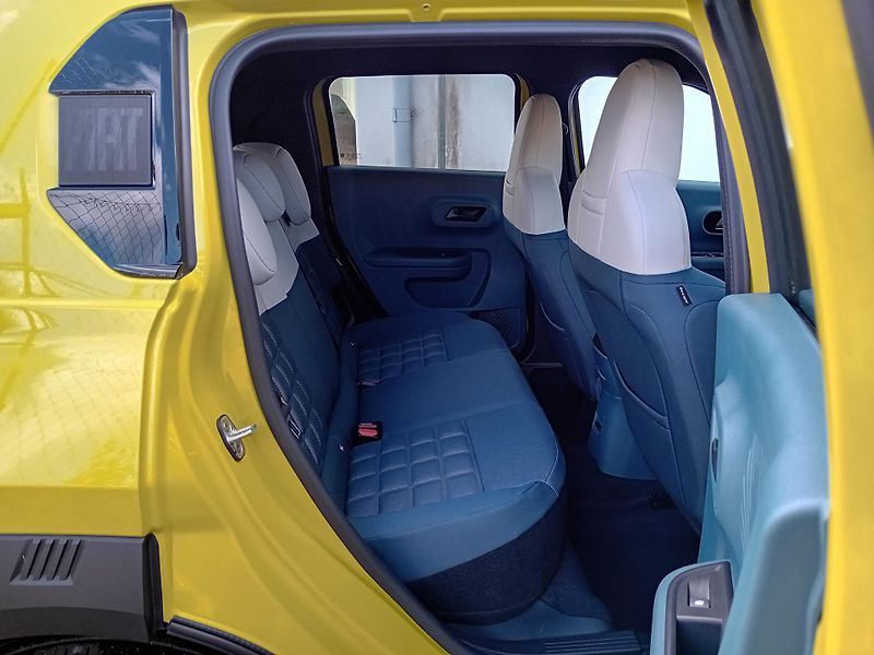 Fiat Grande Panda (2026) HYBRID 110k LaPrima 8LET ZÁRUK - fotka 19 z 20