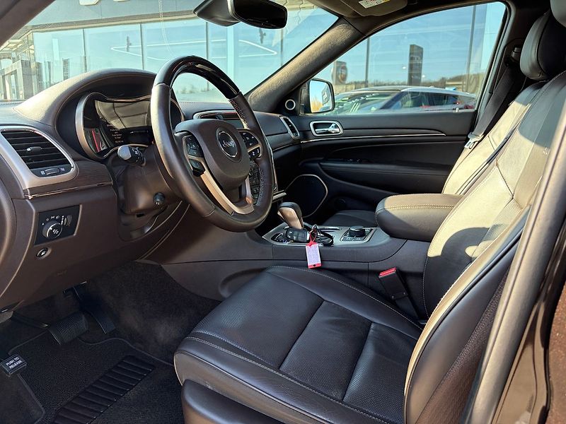 Jeep Grand Cherokee - fotka 5 z 10