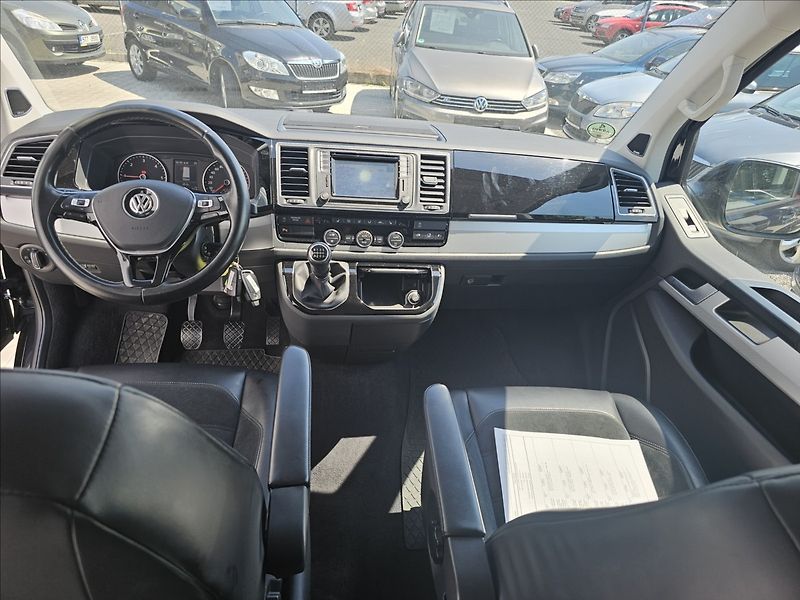 Volkswagen Multivan 2,0TDi 110KW 4X4 Highline - fotka 20 z 39