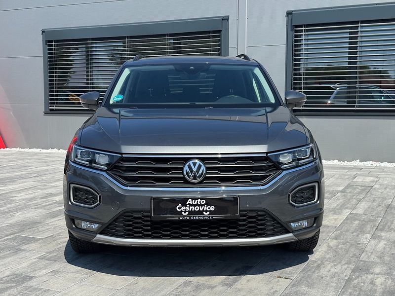 Volkswagen T-Roc (2018) Design 1.0 TSI 85kW - fotka 2 z 35