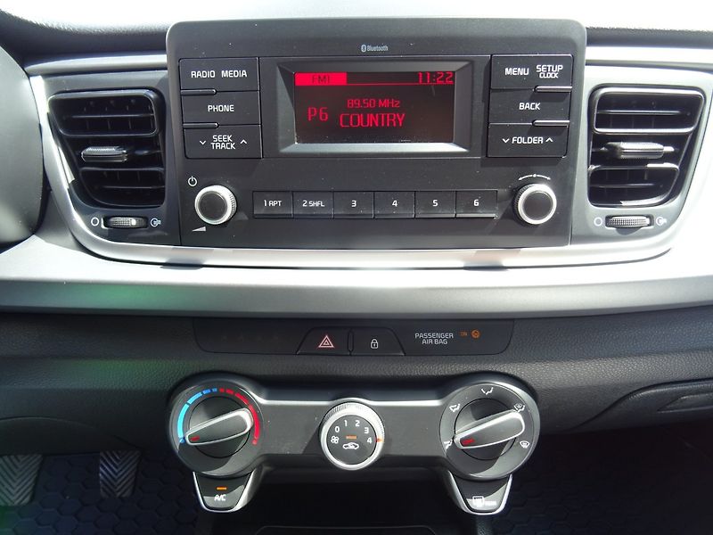 Kia Rio (2019) 1.2i,61kW,1majČR,S.kni,klima - fotka 13 z 21