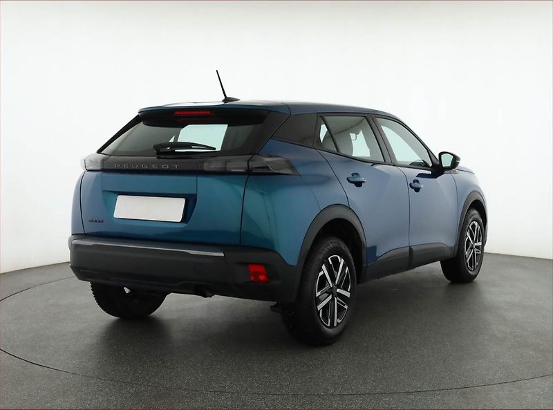 Peugeot 2008 (2025) Style 1.2 PureTech - fotka 5 z 18