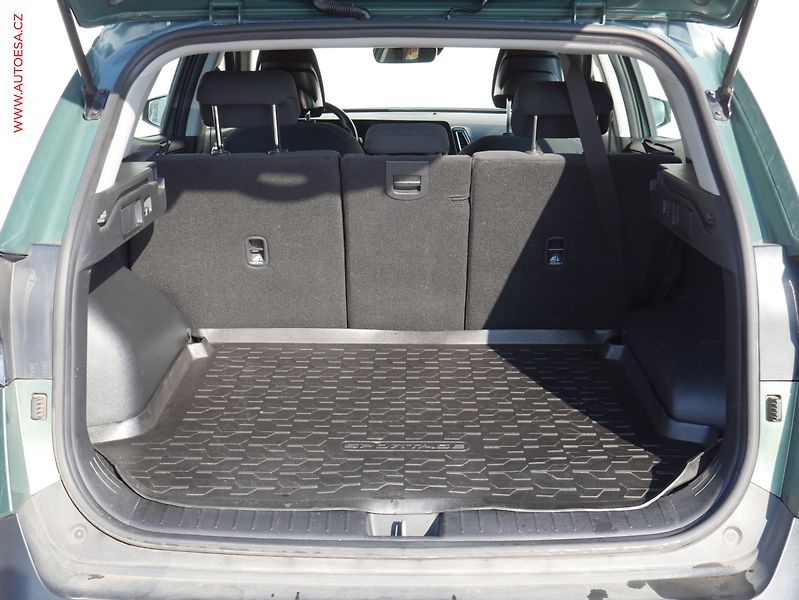 Kia Sportage (2022) 1.6 T-GDi, ČR, Exclusive, - fotka 7 z 18