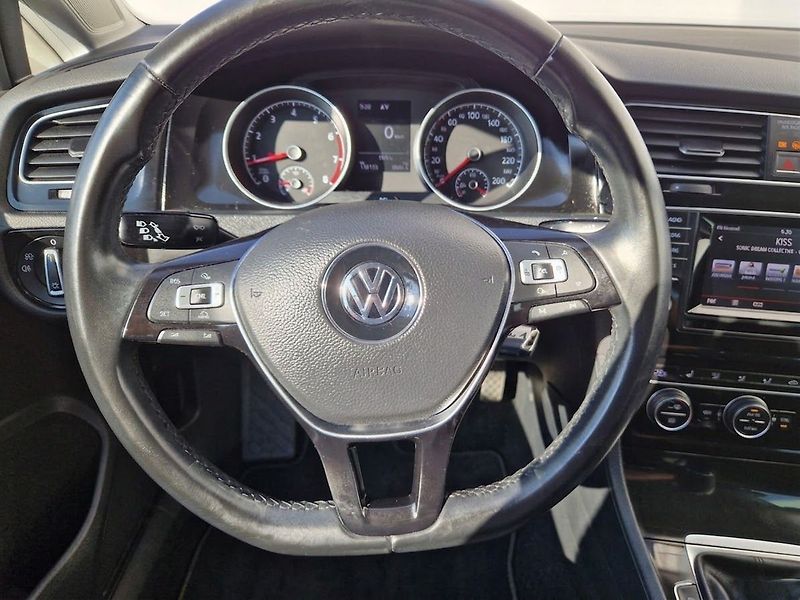 Volkswagen Golf 1.4TSI, 103kW, Navi, Aut.Klima - fotka 13 z 26