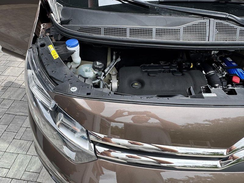 Citroën SpaceTourer (2017) 2.0 HDi - fotka 25 z 27