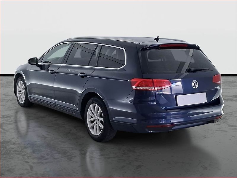 Volkswagen Passat (2015) Comfortline 2.0 TDI, Automat - fotka 4 z 21