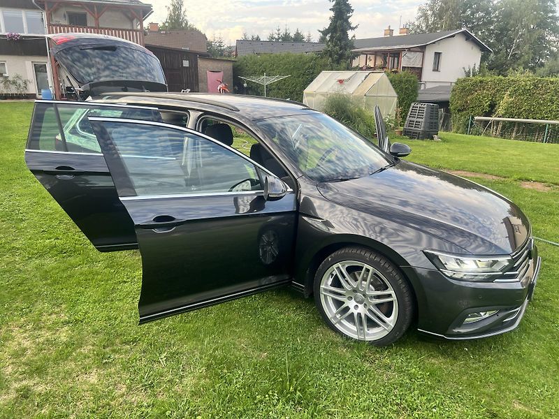Volkswagen Passat 2.0TDI 110KW,NAVI,LED,APP,ALU - fotka 31 z 47