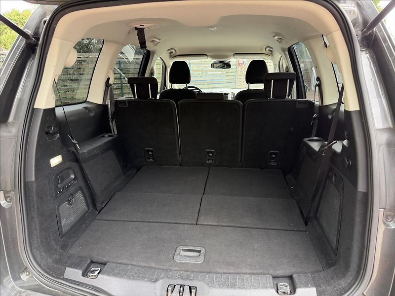 Ford Galaxy 2,0 TDCi 110 kW automat 7míst - fotka 9 z 18