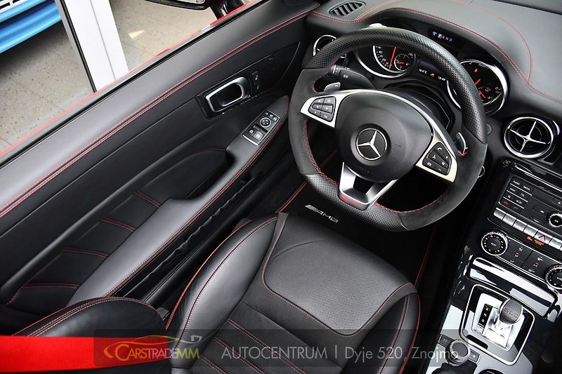 Mercedes-Benz SLC 43 AMG  - fotka 24 z 57