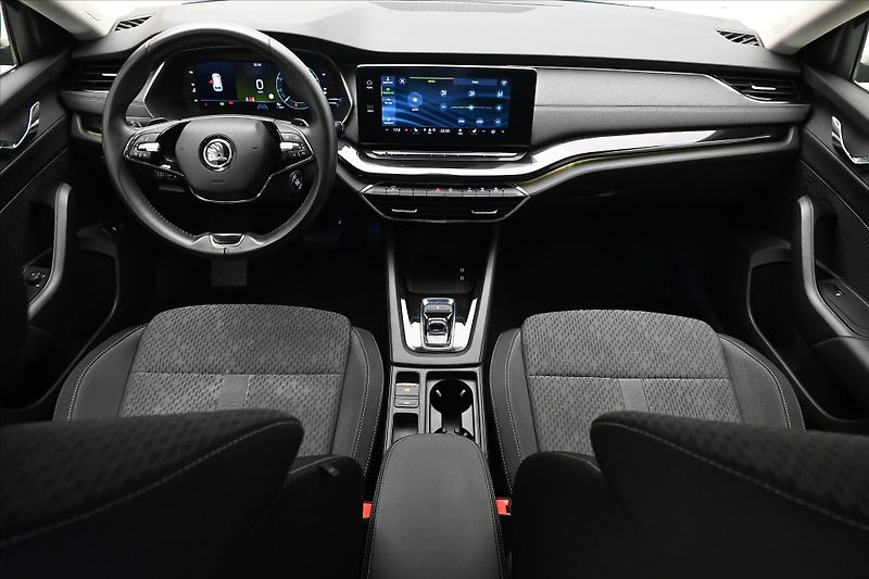 Škoda Octavia 2,0 TDI 110kW DSG Style Záruka - fotka 15 z 34