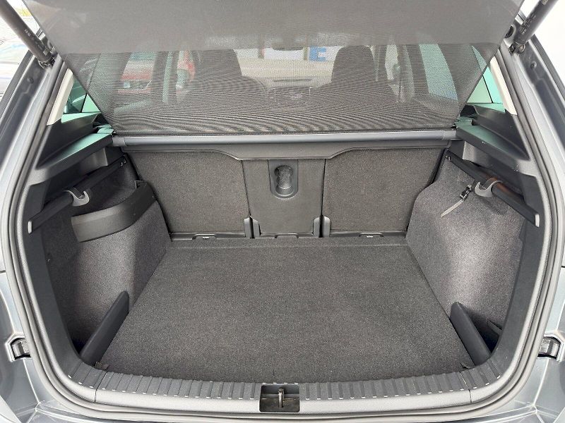 Škoda Karoq (2025) 2.0 TDI 110kW 4x4 DSG Top Sele - fotka 33 z 35