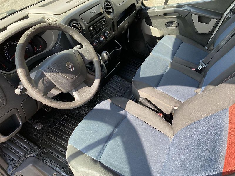 Renault Master (2016) 2.3 TDI - fotka 7 z 19