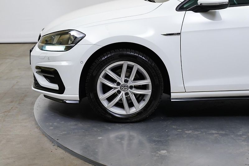 Volkswagen Golf - fotka 10 z 23