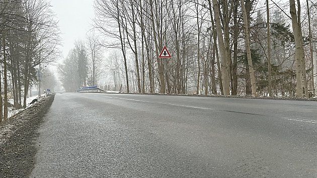 O víkendu potrápil řidiče černý led hlavně na Moravě., zdroj: Deník/Martin Pleva