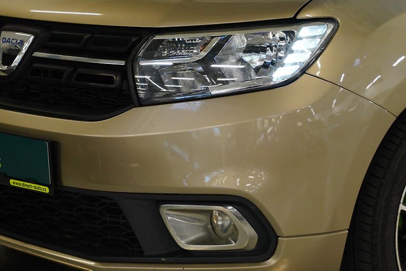 Dacia Logan - fotka 9 z 21