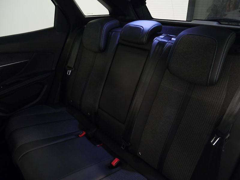 Peugeot 3008 - fotka 25 z 32