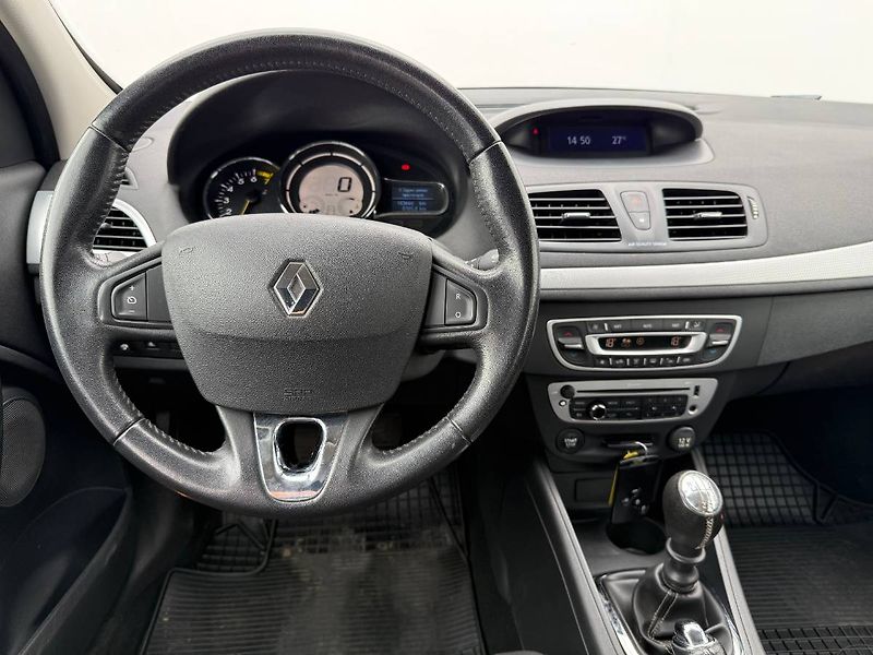 Renault Mégane (2013) 1.6 16V 81 kW Limited - fotka 5 z 20