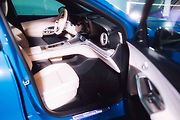 Mercedes-Benz letos odstartoval novou éru jako globální partner ženského tenisu (WTA). Své ambice v tomto sportu nyní potvrzuje i v České republice, kde v rámci ostravského turnaje představuje dvě klíčové novinky: novou generaci modelů GLB a GLC.