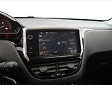 Peugeot 2008 (2016) 1.2 PureTech, Serv.kniha, Navi - náhled 13