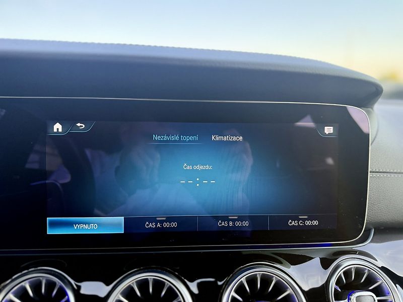 Mercedes-Benz AMG GT (2021) 53 4MATIC+ - fotka 38 z 51