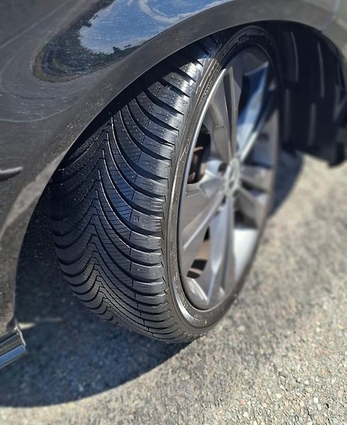 Mercedes-Benz CLA (2018) - fotka 13 z 14