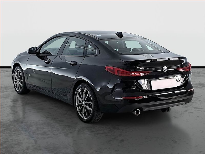 BMW Řada 2 (2021) 218i Gran Coupé, Serv.kniha - fotka 4 z 18