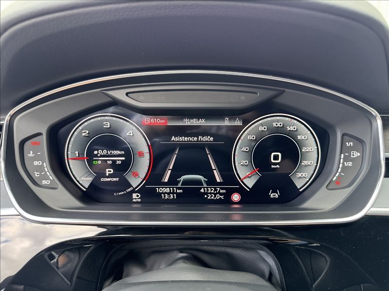 Audi A8 3,0 50 TDI QUATTRO LASER DPH - fotka 29 z 50