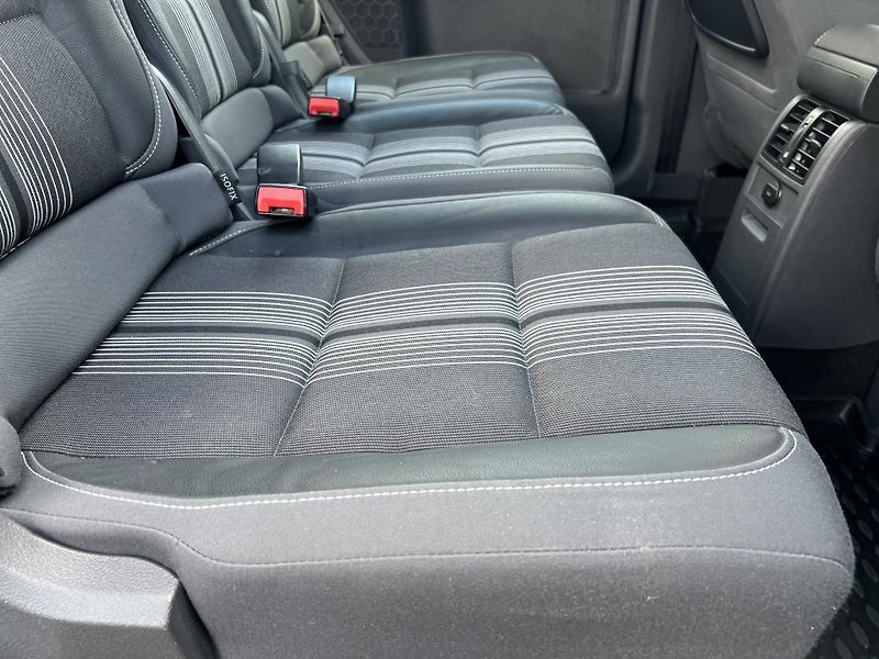 Volkswagen Touran Match 1.4TSi 103kw 7MÍST TAŽNÉ - fotka 29 z 43
