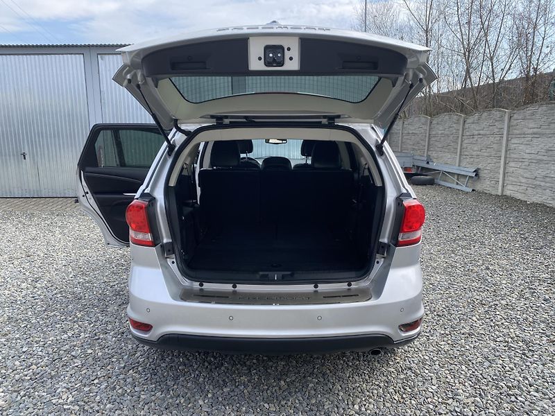 Fiat Freemont 2.0MJET 140PS 7MÍST KŮŽE MAN!! - fotka 114 z 166