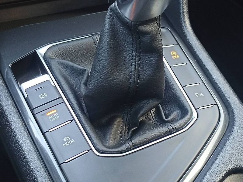 Volkswagen Tiguan Allspace (2023) 1.5 TSI 110kW  tažné manuál - fotka 16 z 35