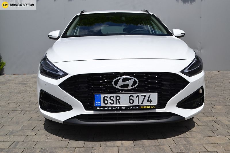Hyundai i30 WG 1,5I MT SMART FAMILY NAVI - fotka 43 z 43