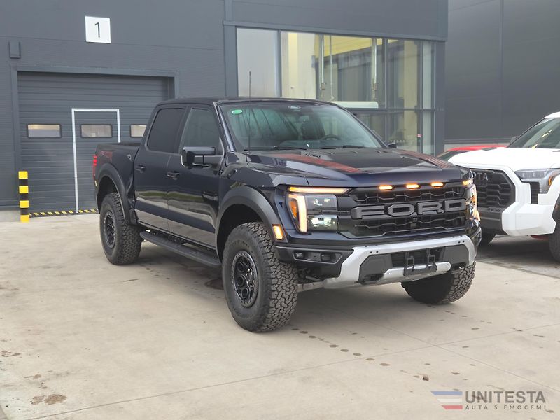 Ford F-150 (2026) 2025 Ford F150 Raptor  37 pack - fotka 2 z 13