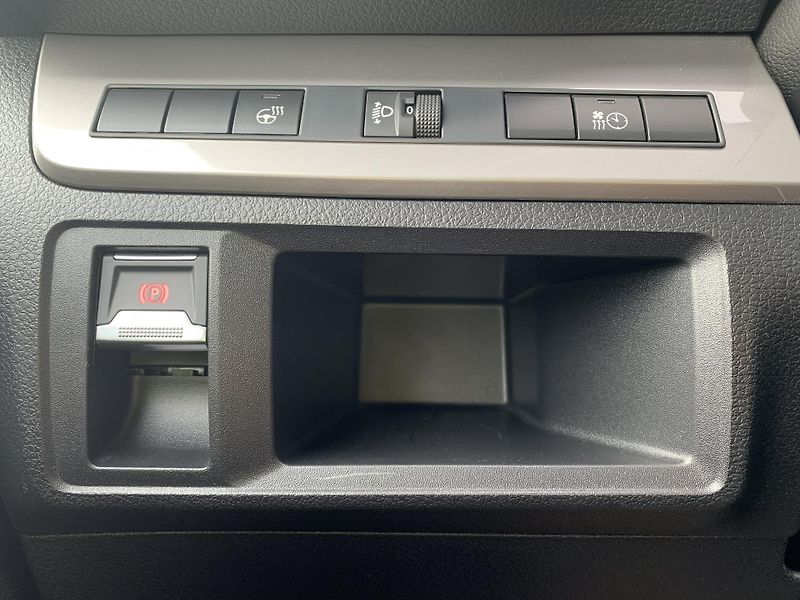 Toyota ProAce Verso VERSO L2 VIP 7S SKYVIEW 2L AT - fotka 19 z 27