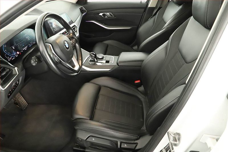 BMW Řada 3 (2021) 318 d, Automat, Serv.kniha - fotka 7 z 20