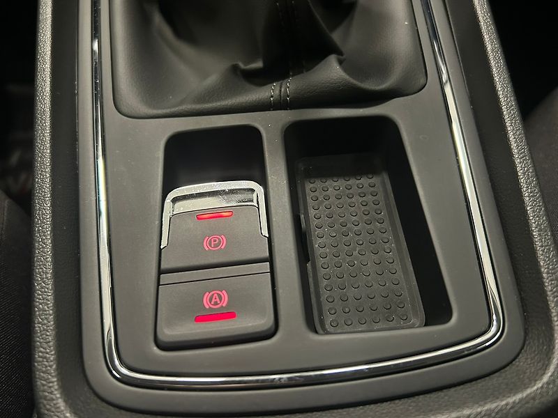 Seat Leon (2020) 1.5 TGI MAN 2020 | Záruka - fotka 47 z 55