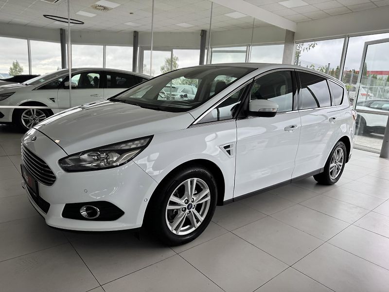 Ford S-MAX 2,0TDCi EB*140kW*AT8*Titanium - fotka 2 z 35