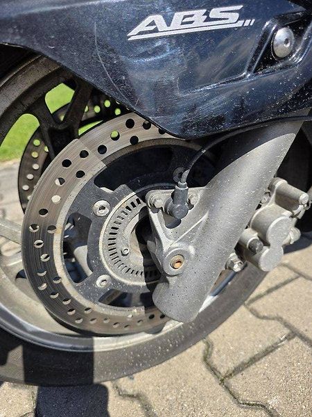 Suzuki Burgman 400 (2010) ABS AKCE 44900 - fotka 10 z 12
