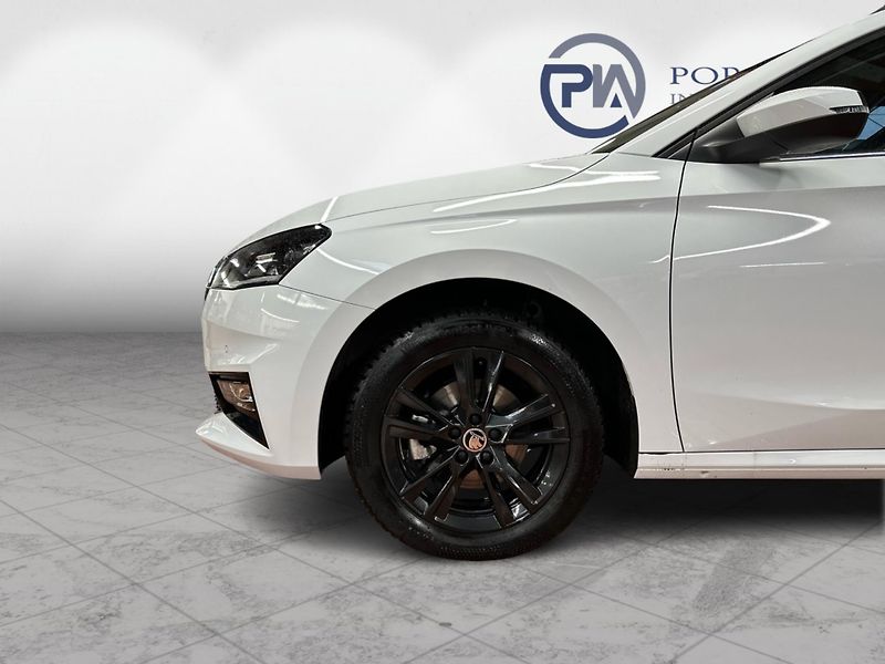 Škoda Fabia IV Top Selection 1.0 TSI /85kW - fotka 9 z 21