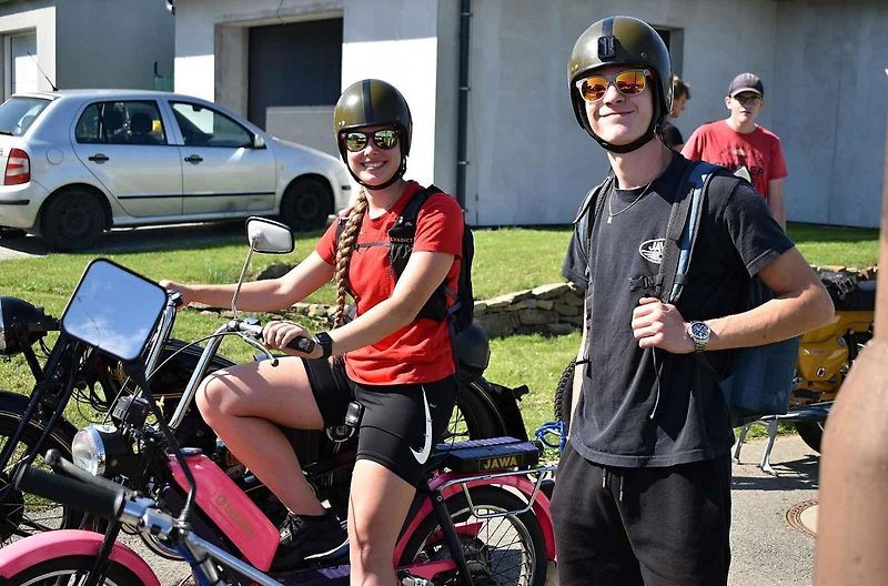 Již 18. ročník Veterán Rallye z lázní do lázní s podtitulem na pohodu, odstartovala v neděli ráno ze Skalky. 13.8. 2023