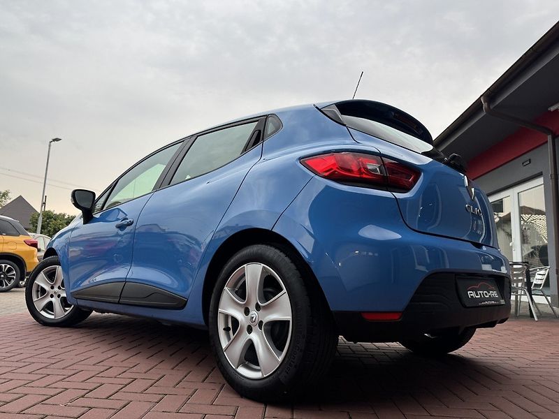 Renault Clio (2013) 1.2i Navi Klima Tempomat BT - fotka 49 z 50