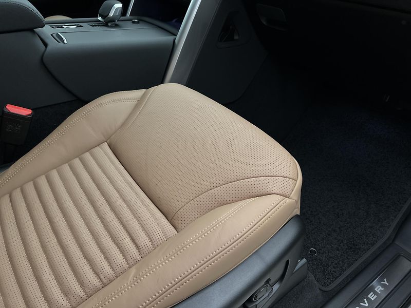 Land Rover Discovery (2026) D350 DYNAMIC HSE AWD REZERVACE - fotka 21 z 55